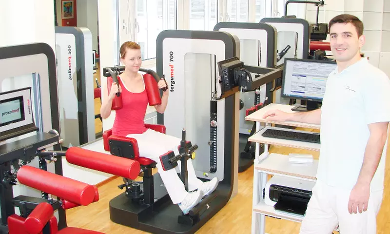 Rücken-Check u. Wirbelsäulen-Scan