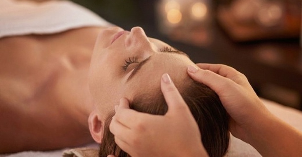 Masaje facial o corporal en Málaga