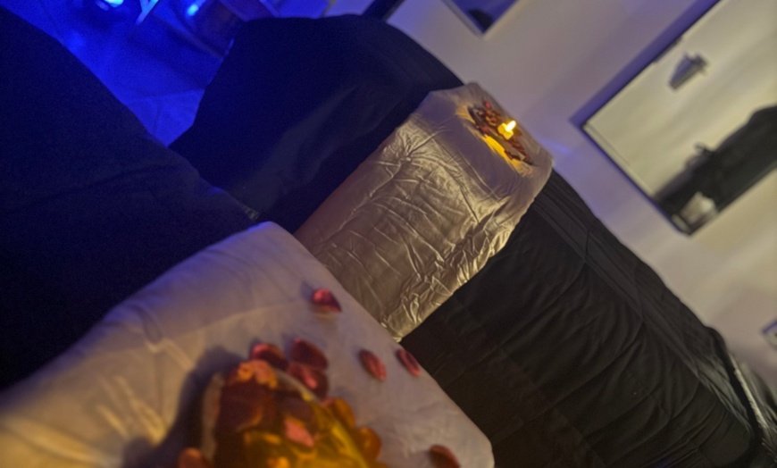 Image 2: 60-Minute Massage(Single or Couples) w/ add-ons at ReVive Body Lounge