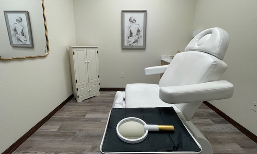 Image 4: Smooth, Hair-Free Confidence with Advanced Laser Hair Removal