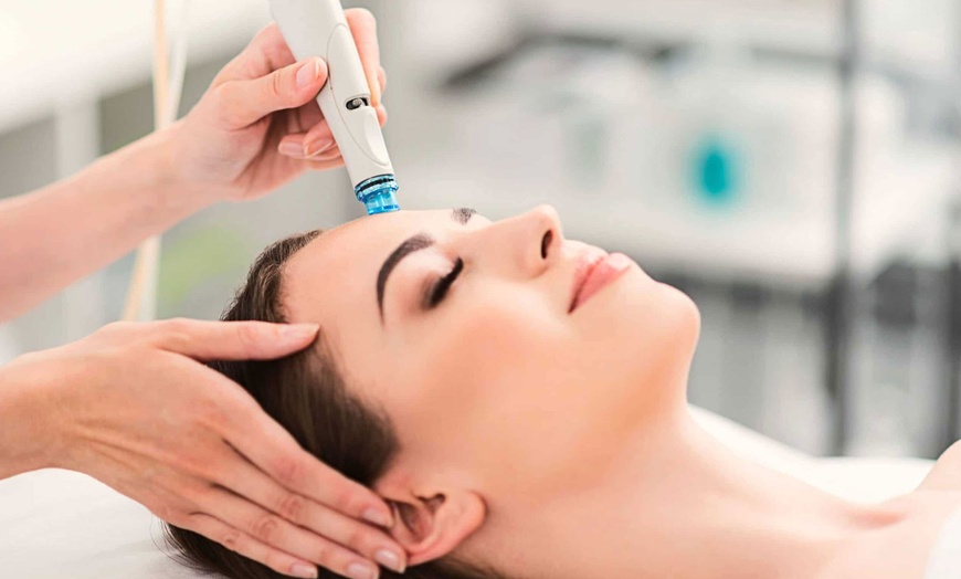 Image 1: 1 ou 2 séances de traitement hydrafacial avec Yellow Skin