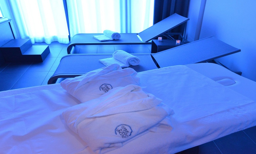 Image 16: Saint-Vincent 4*: soggiorno con ingresso Terme, colazione e massaggio