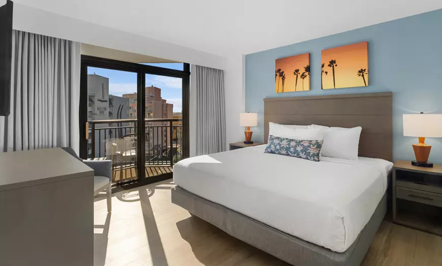 South Tower Angle Ocean View 3-Bed Condo