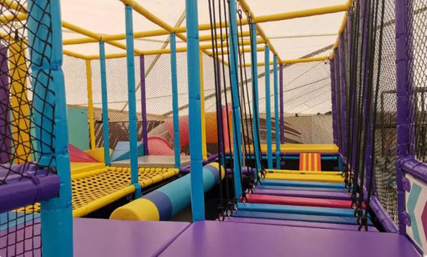 Image 2: Marina Mall AD: Ninja Trampo | Building Block- 90-Min Super Saver Pass