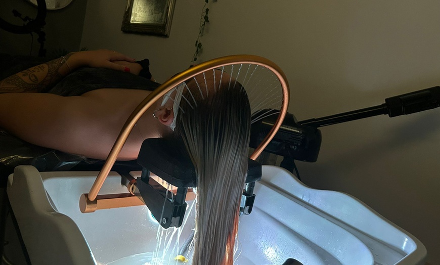 Image 1: 60 Min Central Focused or Deluxe Botanical Japanese Head Spa & More