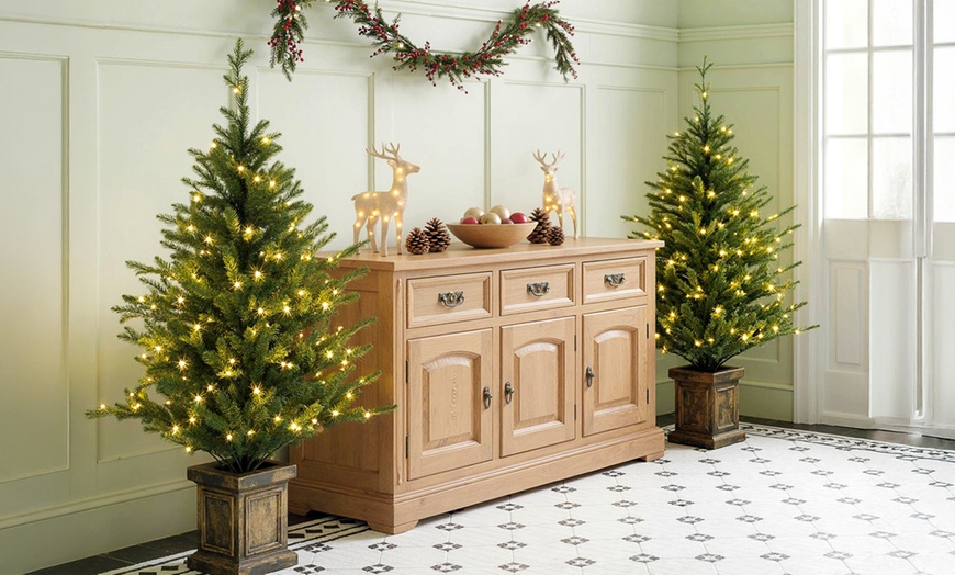 Image 2: HOMCOM 4ft Artificial Christmas Trees with Lights