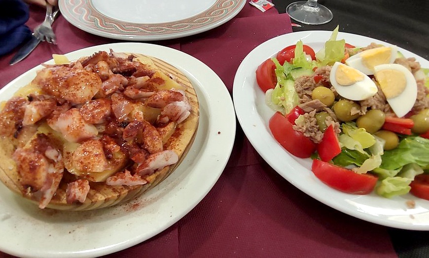Image 2: Menú de mariscada con vino en Restaurante Goyo