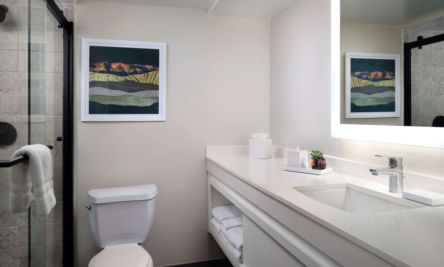 Image 9: Members Pricing: Airport Hotel w/ Shuttle Service