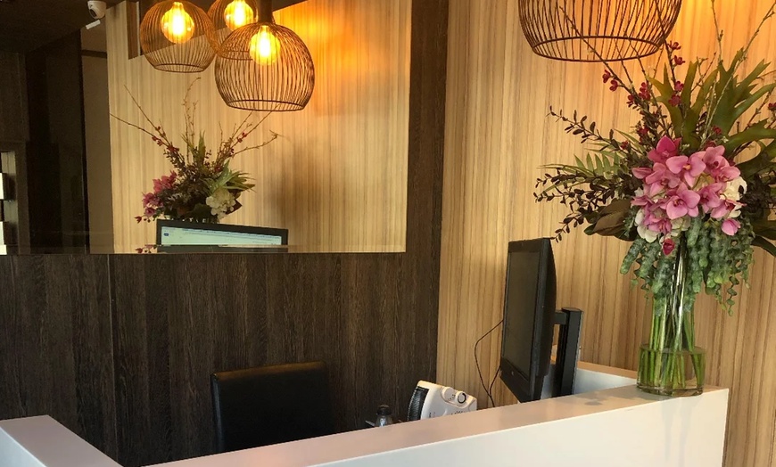 Image 2: Revitalize Your Skin with a Express or Deluxe Hydrafacial Options