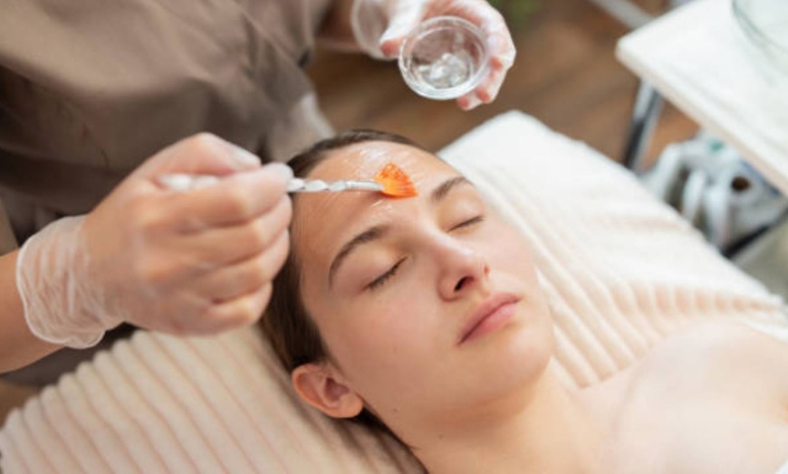 Image 4: Facial express, profunda o hydrofacial con kobido y tratamiento