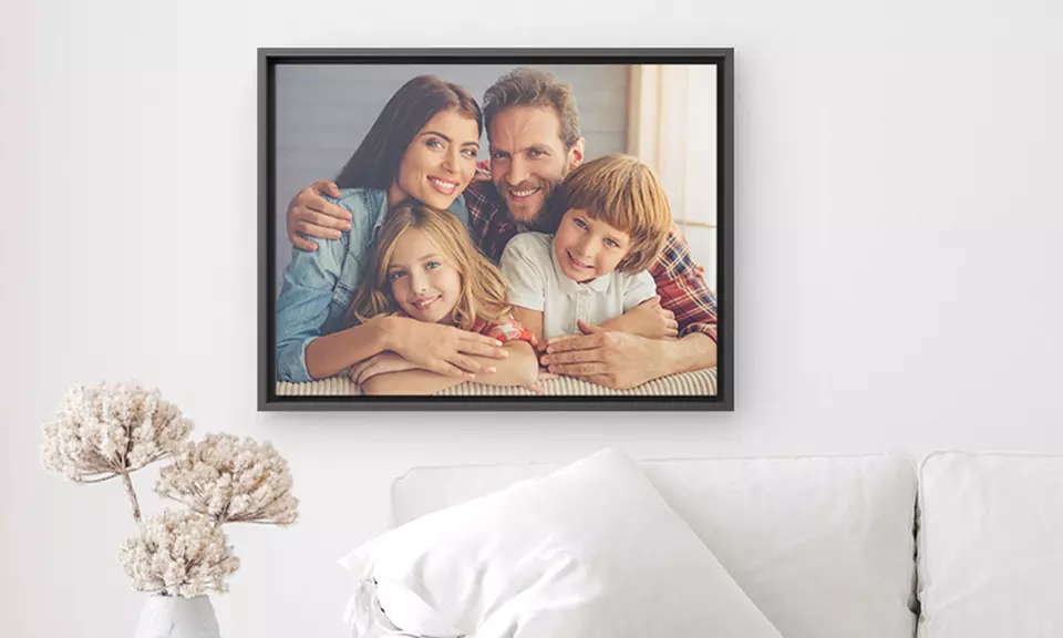 Personalisierbare Foto-Leinwand im Rahmen