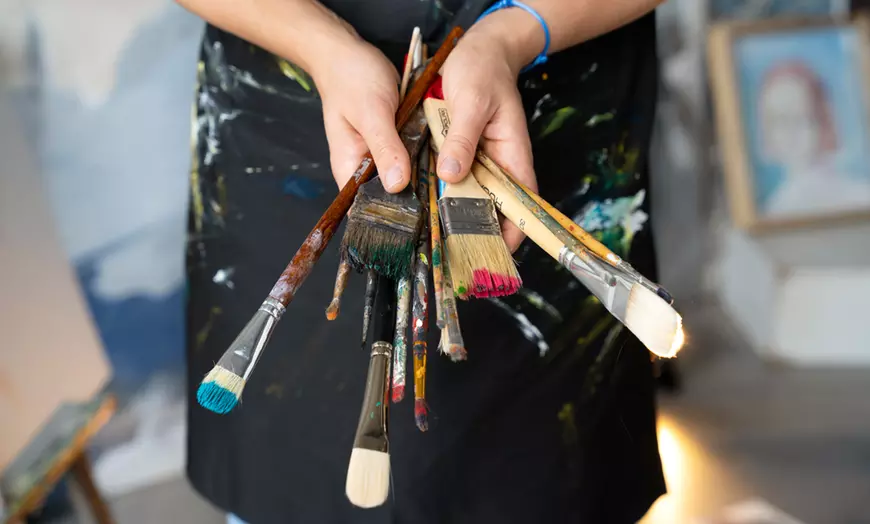 Image 8: Taller de pintura en lienzo o cerámica o taller de velas con vino