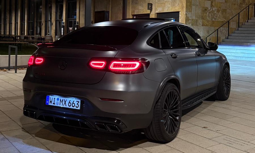 Image 5: Luxus-Sportwagen für 1 Tag: VW Golf 8R, Audi RS Q8 & GLC 63s erleben