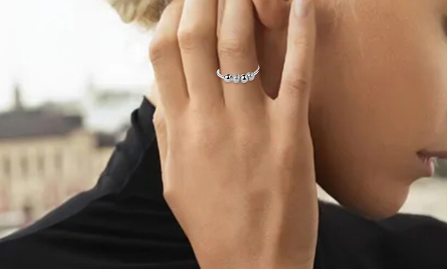 Image 5: 2x Elegante Spinner-Ringe mit drehbaren Perlen zur Entspannung