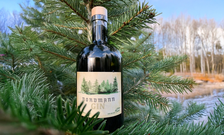 Image 11: Premium-Weihnachtsbaum zum Selbstschlagen inkl. 4 Heißgetränke