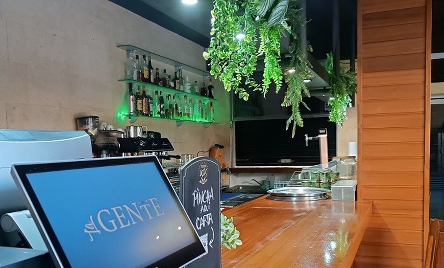 Image 26: Paella para 2 o 4 personas con entrante, postre y bebida