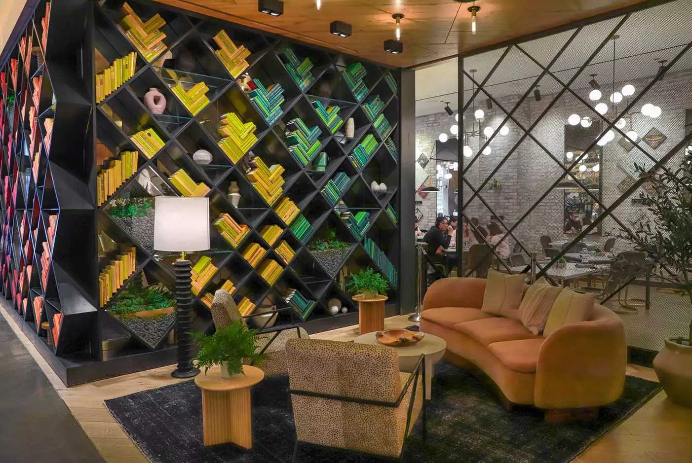 Member Pricing: 4-Star Hotel Near Millennium Park & Cultural Mile

