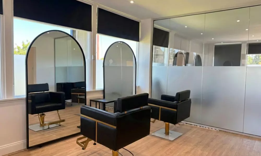 Transform Your Eyes: Full Set of Hybrid or Classic Eyelash Extensions