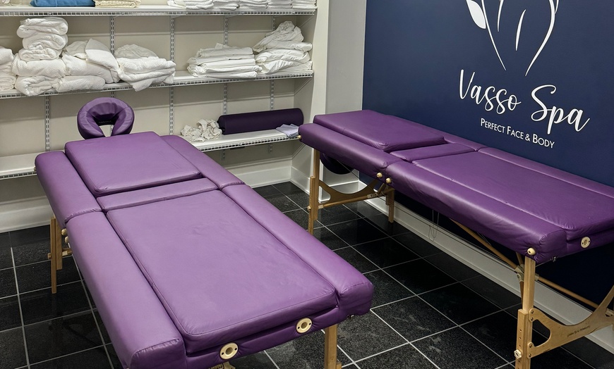 Image 2: 60- & 90-Min Massages & Pampering Spa Packages