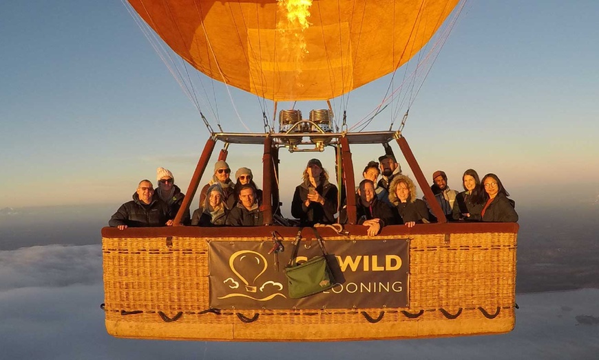 Image 7: Floating Adventure: Geelong Hot Hair Balloon Flight 