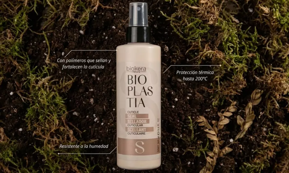 Tratamiento de alisado de bioplastia orgánica con corte y peinado