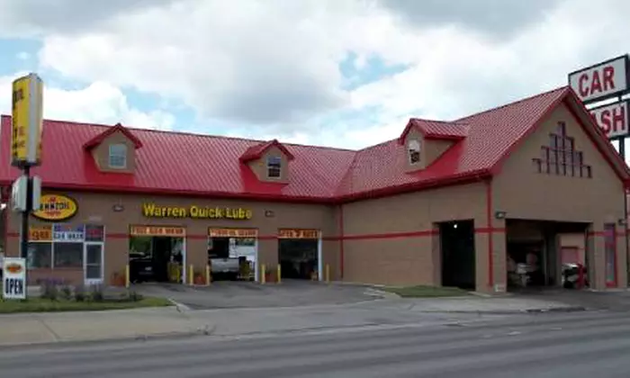 Conventional, Synthetic, or Full Synthetic Oil Change w/ Filter Replacement at Warren Quick Lube (Up to 35% Off) - Primary Image