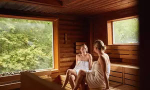 Spa-Suite: Partnerwanne nach Wahl für 2 Personen (39% sparen)