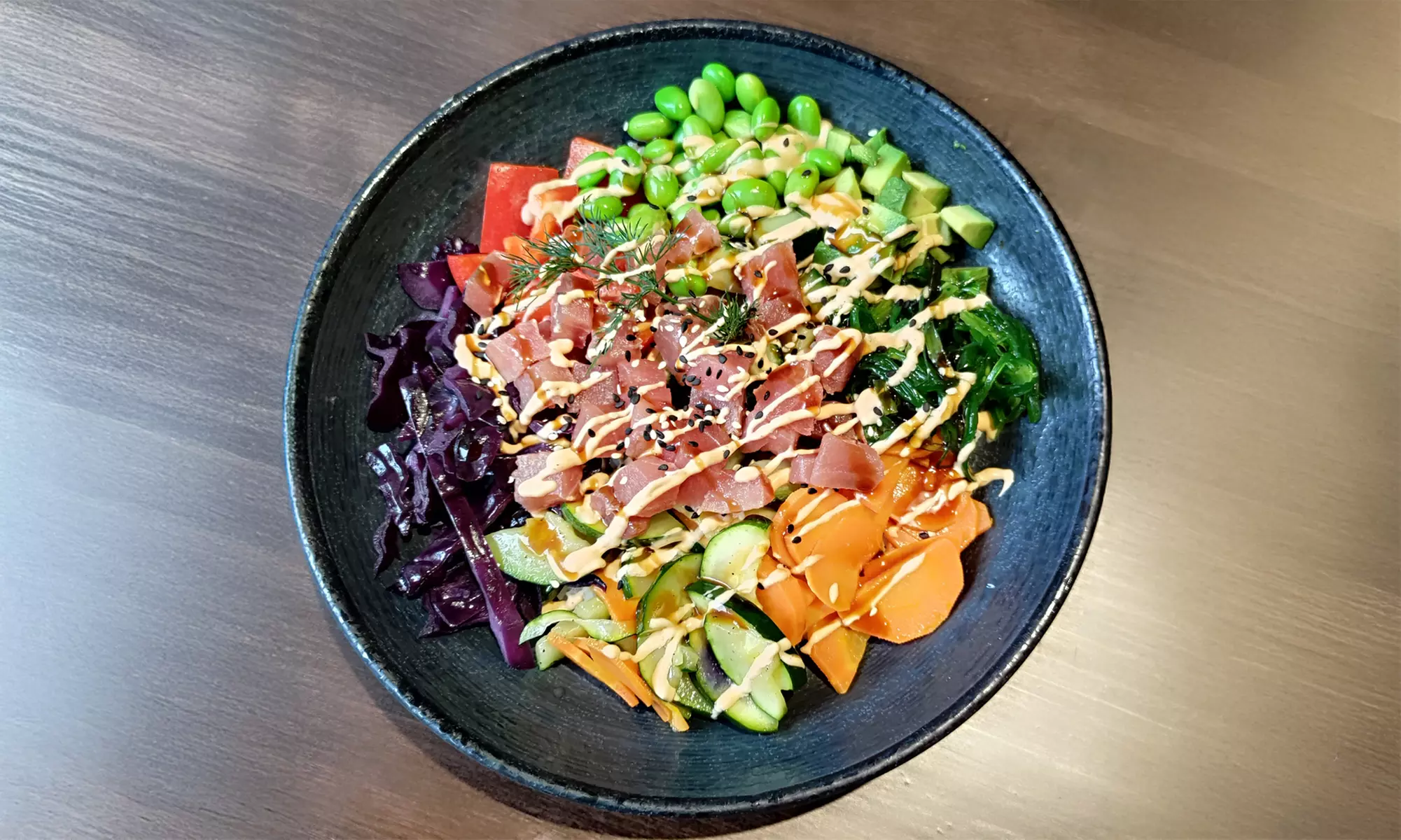 2-Gänge-Menü mit Sushi-Bowl oder Curry als Hauptgang für 2-4 Personen