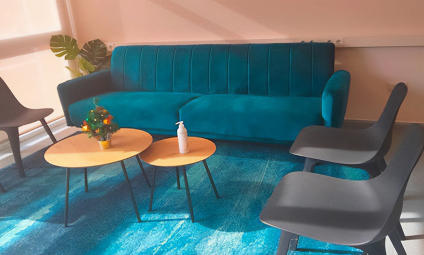 Image 10: Tratamiento fitobiológico facial con microcorrientes galvánicas y más