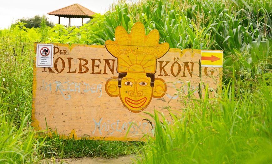 Image 3: Tageskarte für den Erlebnishof Borgholzhausen für 2 oder 4 Personen