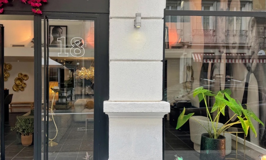 Image 3: Beauté des mains : vernis semi-permanent ou gel 