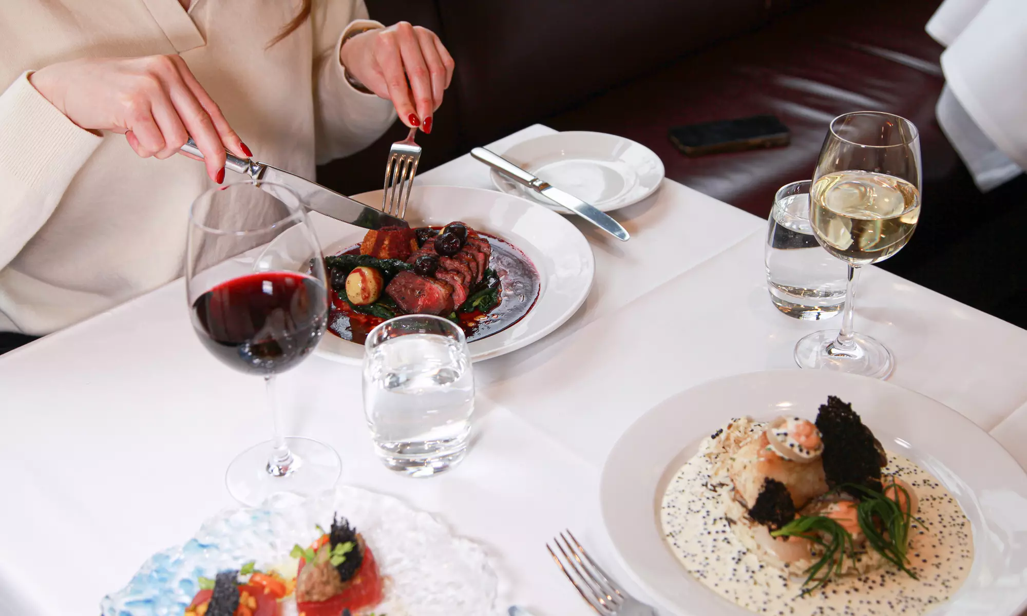 Award-Winning 3-Course Set Menu with Wine or Prosecco for 2 or 4