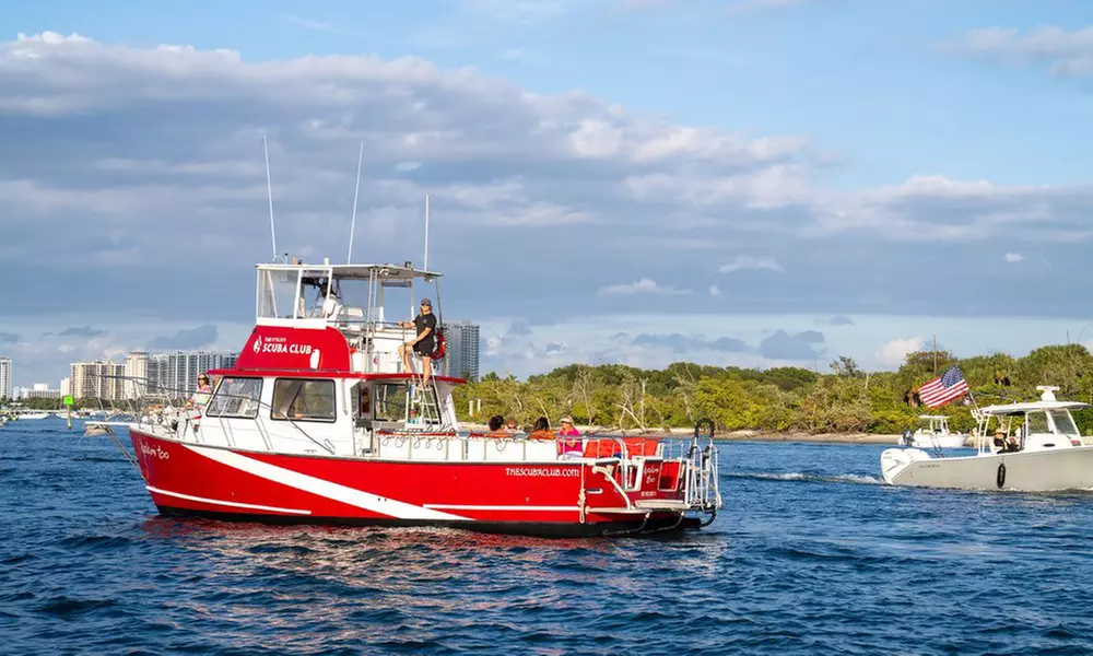 Palm Beach Island Guided Boat Tour/Palm Beach Party Cruise for upto 4