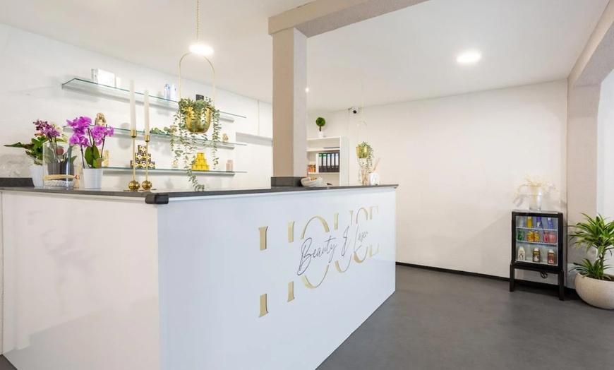 Image 3: Straffe Oberschenkel – 1, 3 oder 5 Verwöhn-Sitzungen gegen Cellulite