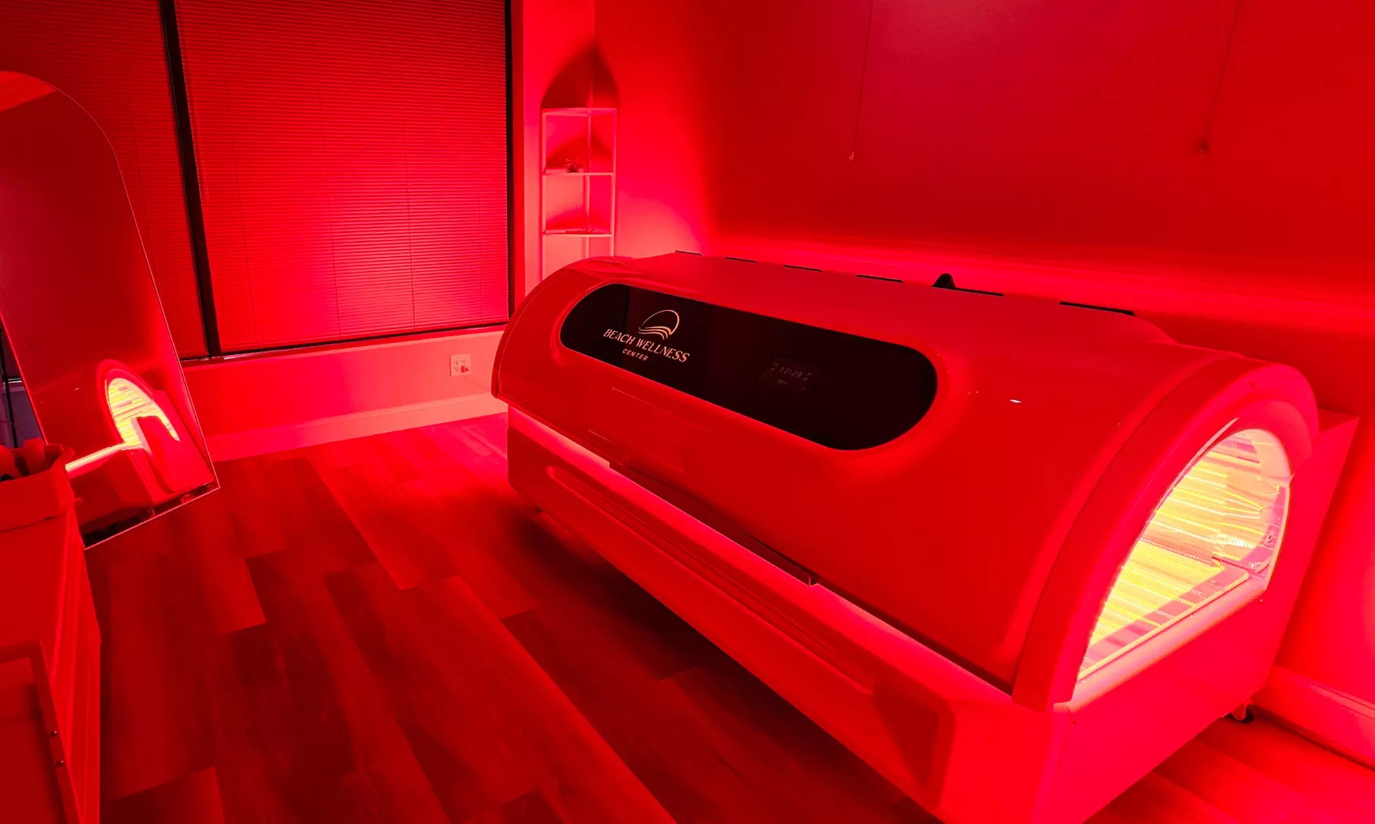20-Min Red Light Therapy Bed w/ Optional 30-Min Cryotherapy Full Body