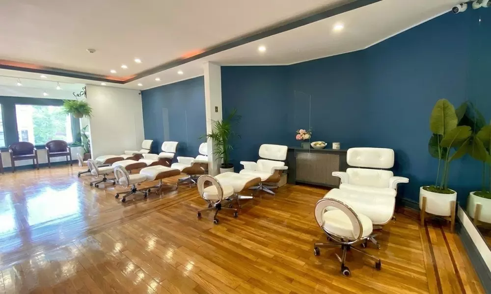 Relax with Spring Renewal: 60-Min Massage (One or Couples) with Aroma & Hot Stones - Up to 45% Off - Image 5