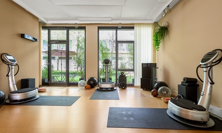 Einsteiger-Paket: 2x Vibrationstraining + 1x Vacu-Training oder Infrarot-Rollenmassage für 1 Person - Clavin & Wrobel GbR - turnhalle hightech sports