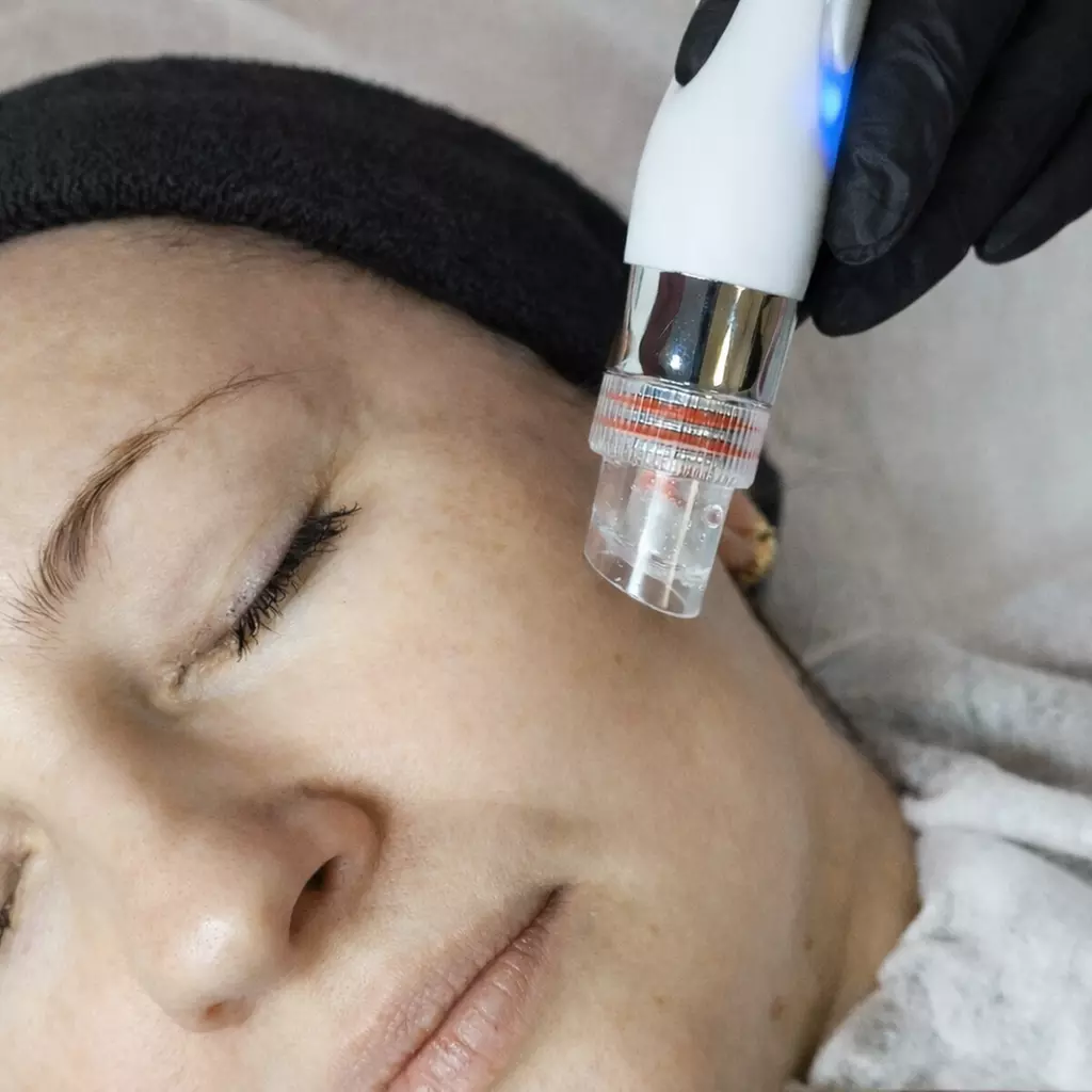 Get a Choice of One, Two or Three 55 Minute Signature or Hydrafacials