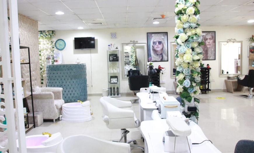 Image 4: Mani-Pedi, Blowdry & Russian Nail Extensions