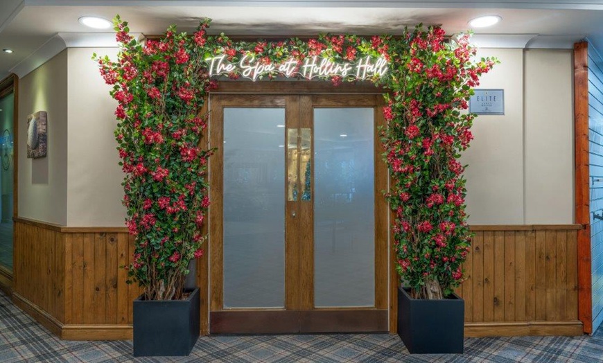 Image 7: West Yorkshire: 4* Standard Double or Twin Room with Breakfast & Wi-Fi