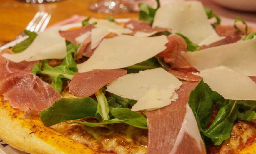 Image 3: Italienisches 4-Gänge-Candle-Light-Dinner mit Sektempfang für 1-4 P.