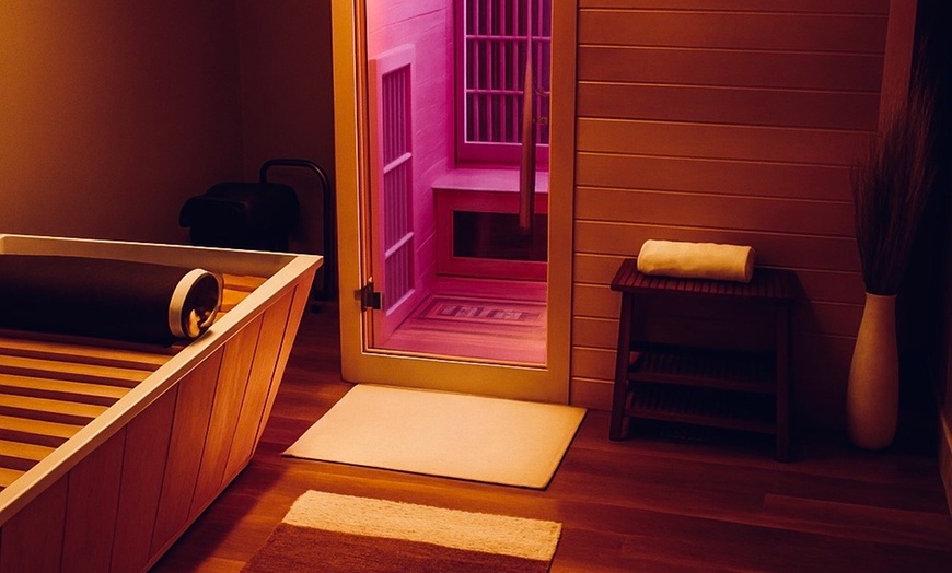 Image 11: Experience ultimate relaxation with a 60-minute couples massage 
