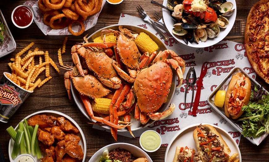 Image 3: Chickie’s & Pete’s Crabhouse at SAHARA Las Vegas - $70 Worth of Food & Drink!
