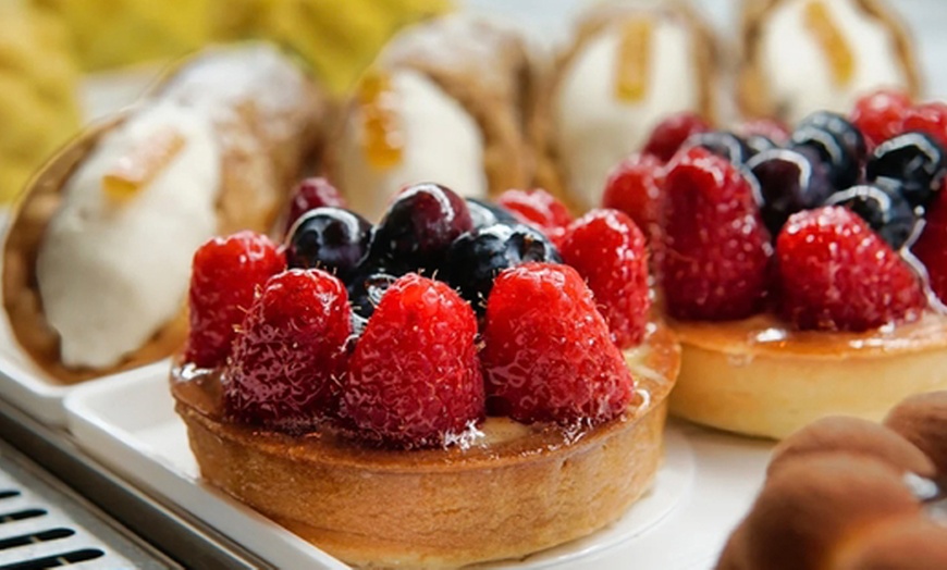 Image 6: Enjoy Afternoon Tea for 2 w/ Bubbly