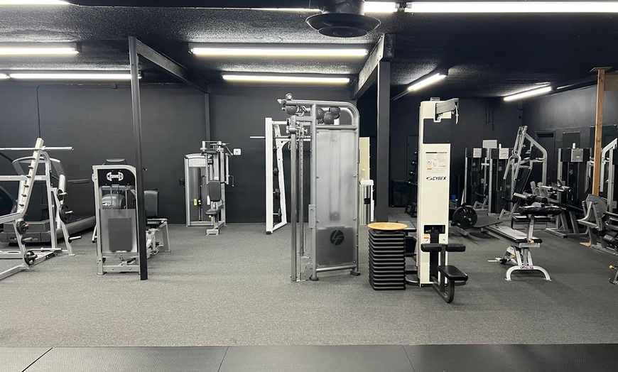 Image 5: Customized Fitness Programs at Relentless Fitness