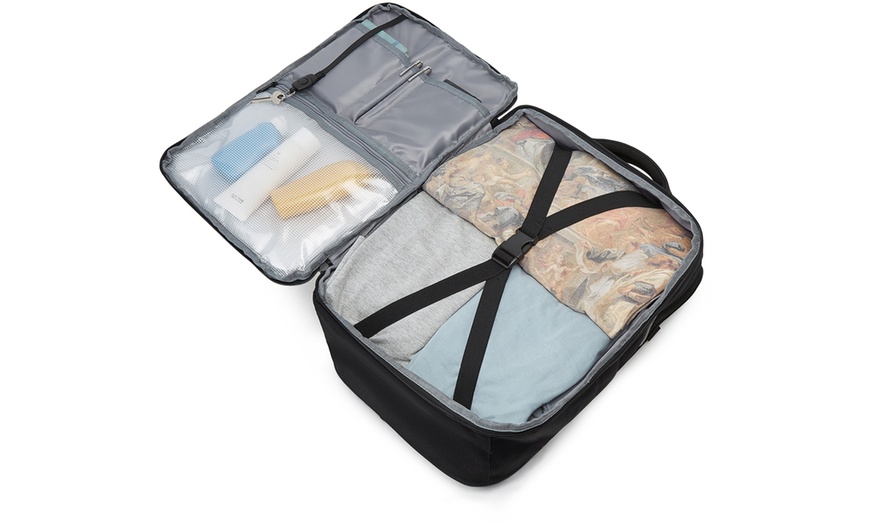 Image 6: Mochila de viaje con compartimento para portátil y puerto de carga