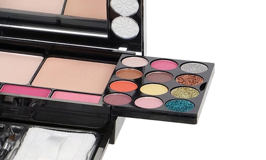 Image 4: Zmile Vegan Make-up Palettes