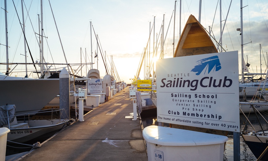 Image 6: Up to 36% Off 4-Hour Intro to Sailing Course in Seattle