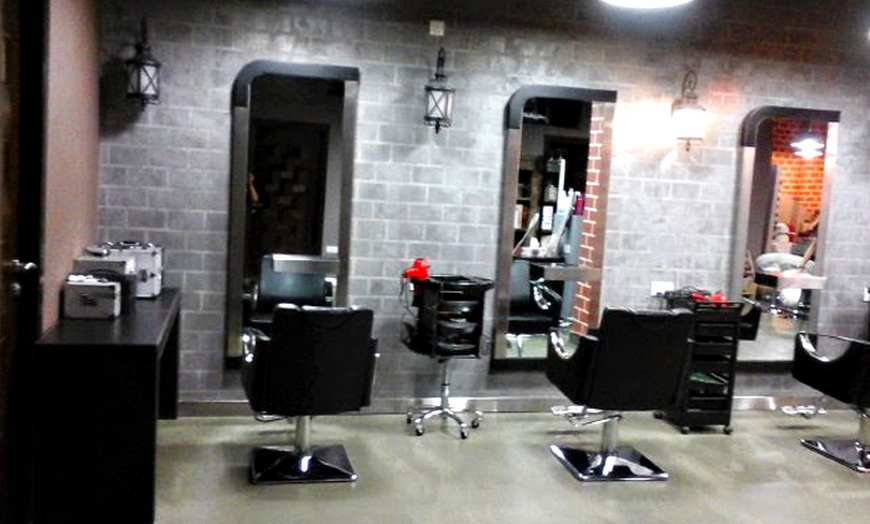 Image 3: Nail Extensions: Acrylic/Hard Gel Full Set with Normal/Gelish Polish