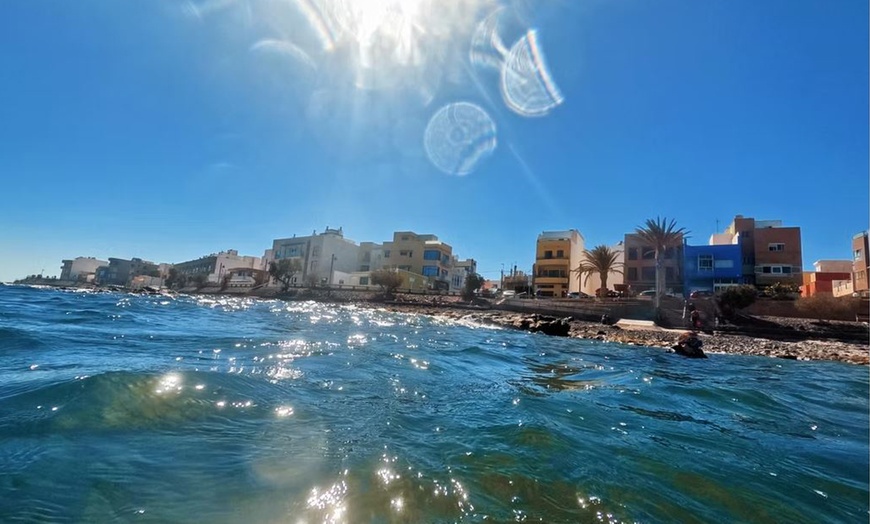 Image 4: Descubre el fondo marino con un bautismo de buceo para 1 o 2 personas